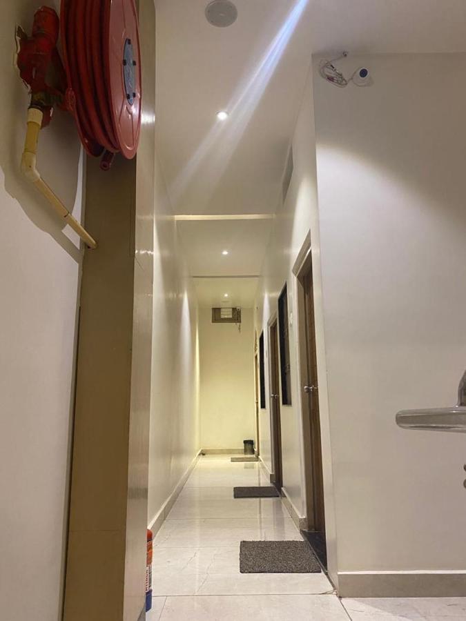 Hotel Raghupati Ayodhya ภายนอก รูปภาพ
